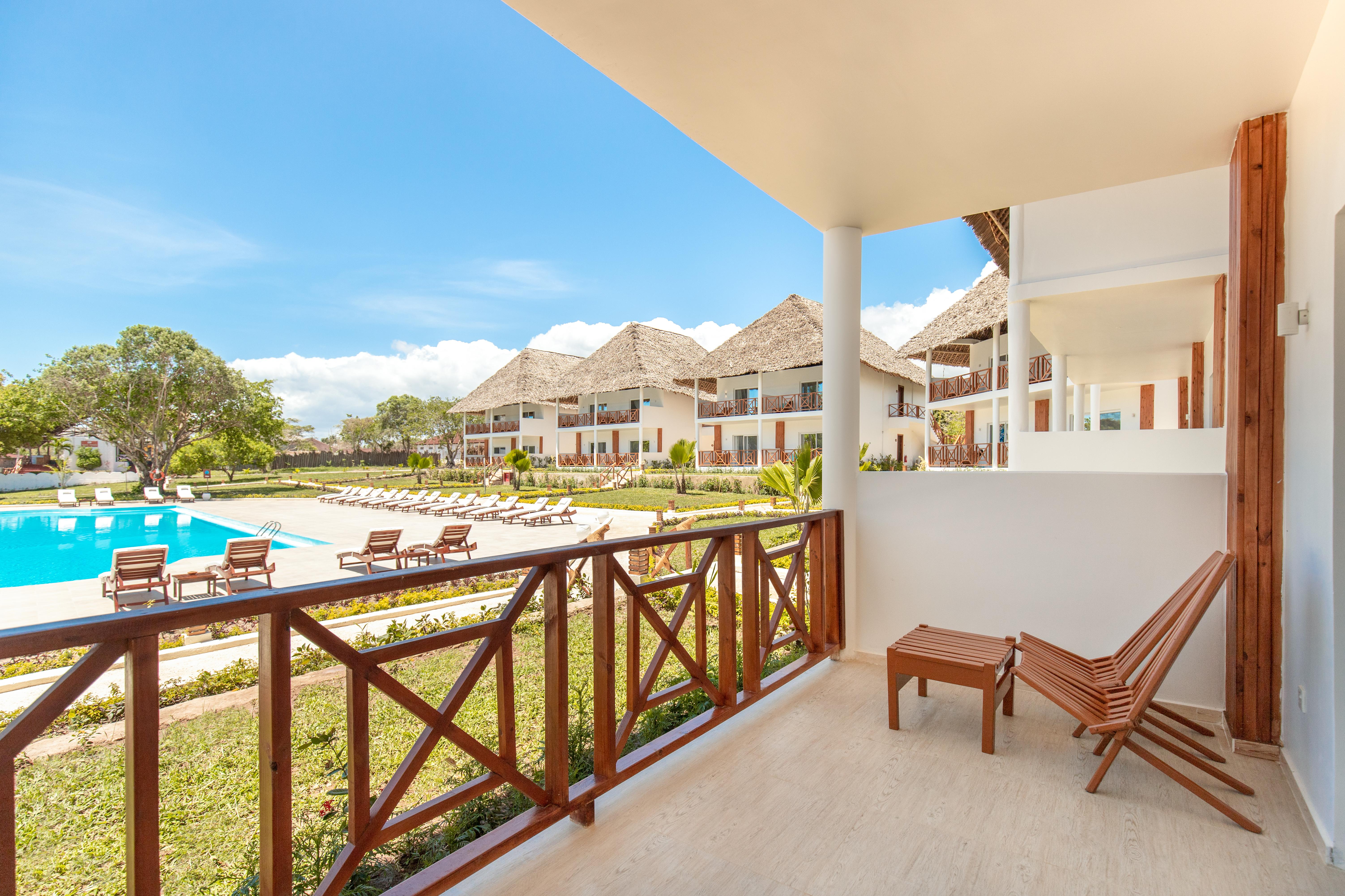 Kiwengwa Beach Resort Exterior photo Balcony at Iberostar Grand Hotel Bávaro